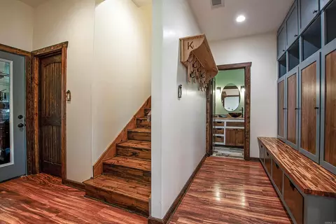 Entry Way - 19670 Mcpherson Rd, Mabelvale, AR 72103 photo 3 of 3