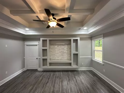 Living - 8716 E Fairview Rd, Hensley, AR 72065 photo 5 of 5
