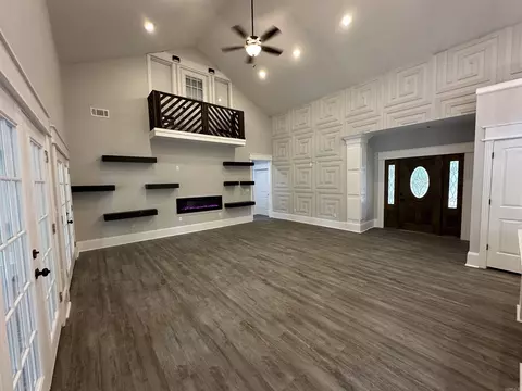 Living - 8716 E Fairview Rd, Hensley, AR 72065 photo 1 of 5