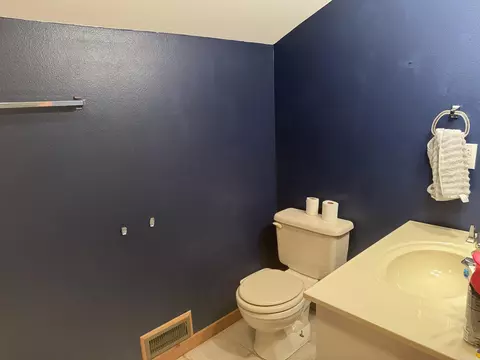 Bath - 98 Lakeside Dr, Higden, AR 72067 photo 2 of 4