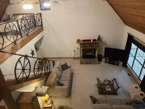 Living - 98 Lakeside Dr, Higden, AR 72067 photo 5 of 8