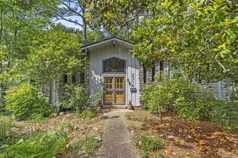 2516 Millbrook Rd, Little Rock, AR 72227