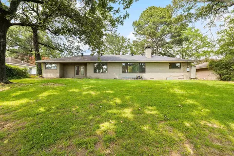 3501 Lakeview Rd, North Little Rock, AR 72116
