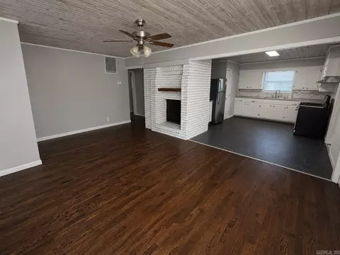 Living - 236 Crest, Rector, AR 72461 photo 2 of 6