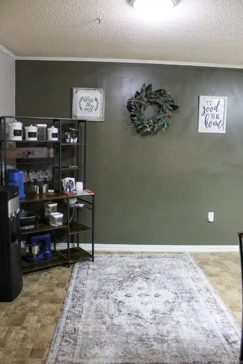Dining - 1202 Headlee Dr, Searcy, AR 72143 photo 1 of 1