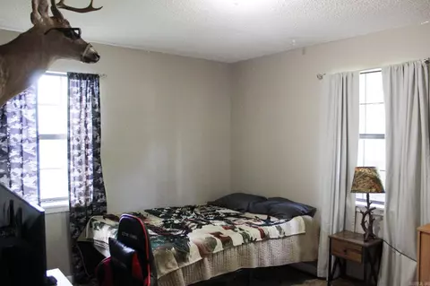 Bedroom - 1202 Headlee Dr, Searcy, AR 72143 photo 4 of 4