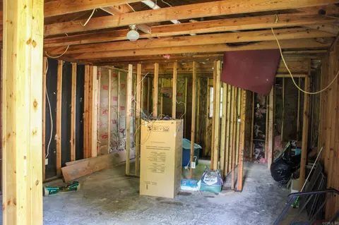 Entry Way - 1202 Headlee Dr, Searcy, AR 72143 photo 6 of 6