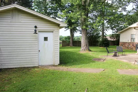 Exterior - 1202 Headlee Dr, Searcy, AR 72143 photo 8 of 8