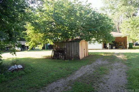 Exterior - 313 Beatrice St, Thayer, MO 65791 photo 9 of 10