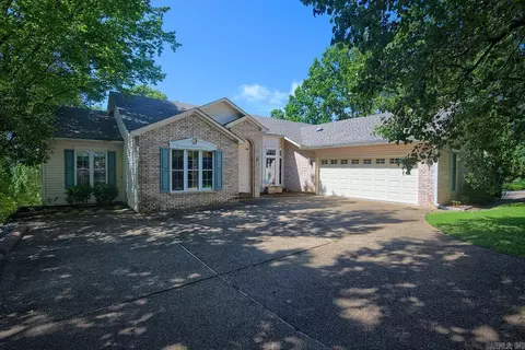 31 Derecho Way, Hot Springs Village, AR 71909