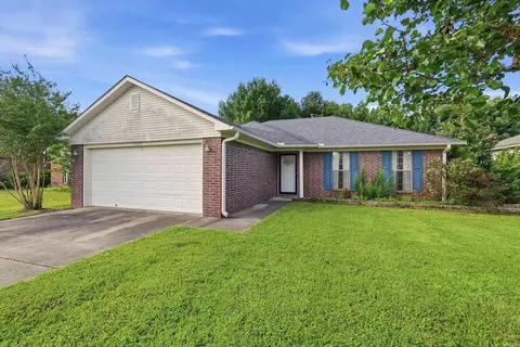 Exterior - 4535 Graham Dr, Conway, AR 72034 photo 3 of 7
