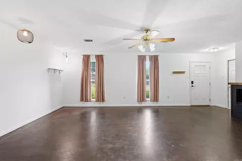Living - 4535 Graham Dr, Conway, AR 72034 photo 5 of 5