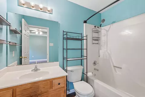 Bath - 4535 Graham Dr, Conway, AR 72034 photo 2 of 2