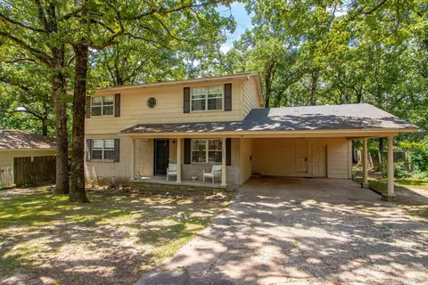 1820 Aztec Dr, North Little Rock, AR 72116