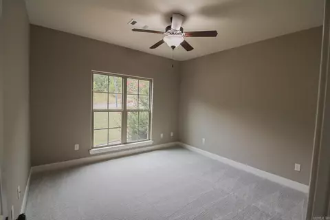 Bedroom - 2240 Shadow Falls Dr, Conway, AR 72032 photo 4 of 5