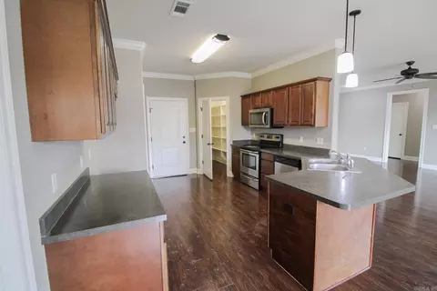 Kitchen - 2240 Shadow Falls Dr, Conway, AR 72032 photo 1 of 1