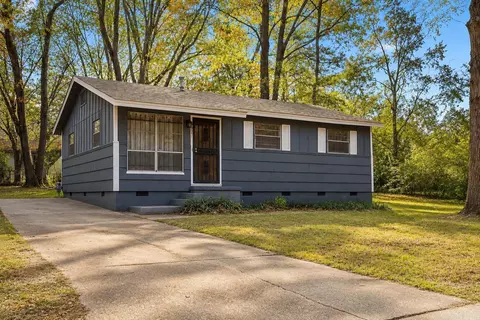 7325 Knollwood Dr, Little Rock, AR 72209