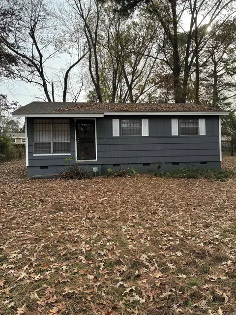 7325 Knollwood Dr, Little Rock, AR 72209