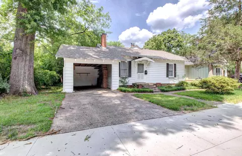 2028 Johnston Ave, Conway, AR 72034