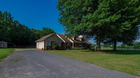 Exterior - 32 Rodeo Dr, Austin, AR 72007 photo 5 of 13