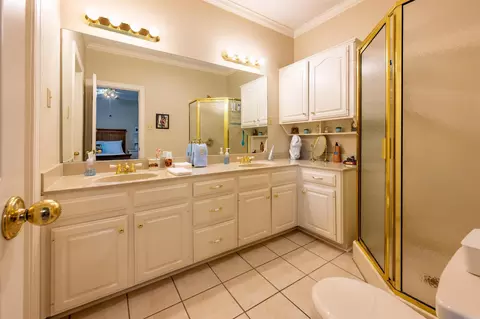 Bath - 32 Rodeo Dr, Austin, AR 72007 photo 3 of 4
