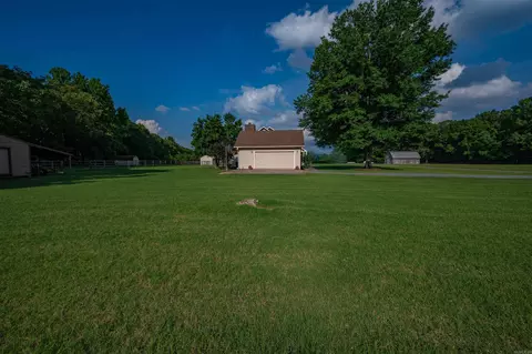 Exterior - 32 Rodeo Dr, Austin, AR 72007 photo 11 of 13