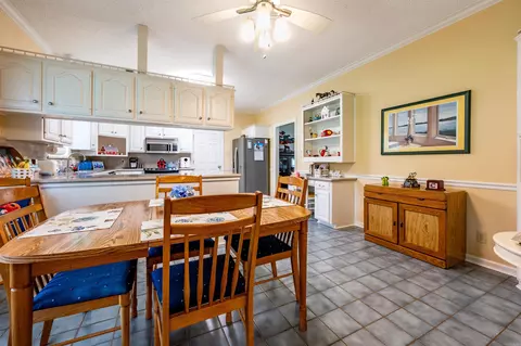 Dining - 32 Rodeo Dr, Austin, AR 72007 photo 2 of 2