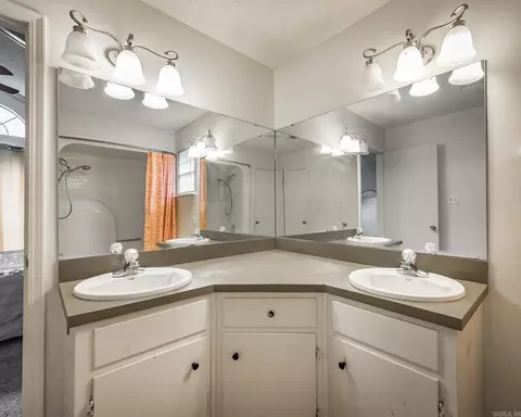 Bath - 1809 Applewood Cove St, Beebe, AR 72012 photo 2 of 3