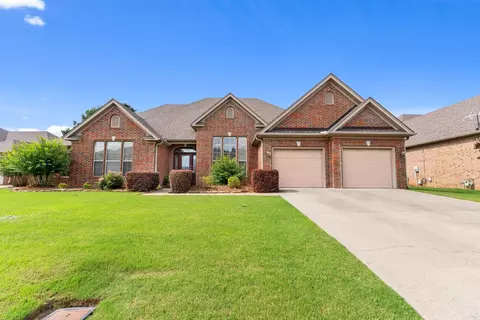 5120 Stepping Stone Dr, Conway, AR 72034