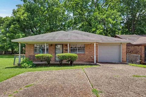 1403 Daisy L Gatson Bates Dr, Little Rock, AR 72202