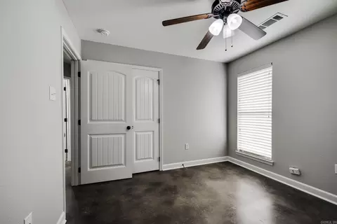Bedroom - 1345 Acuff Ln, Conway, AR 72034 photo 3 of 5