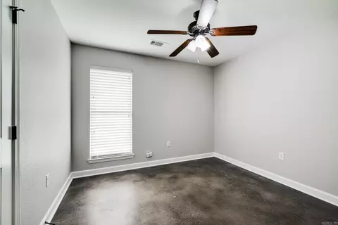Bedroom - 1345 Acuff Ln, Conway, AR 72034 photo 2 of 5