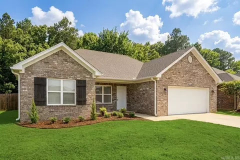 Exterior - 1355 Acuff Ln, Conway, AR 72034 photo 2 of 4