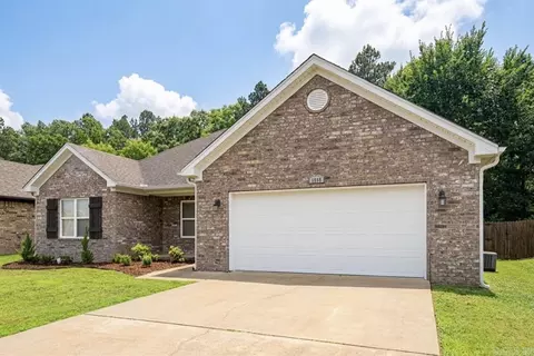 Exterior - 1355 Acuff Ln, Conway, AR 72034 photo 3 of 4