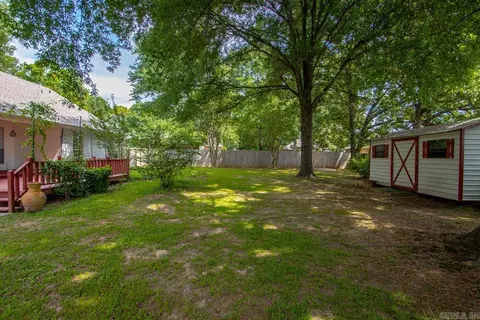 Exterior - 404 Galina St, Beebe, AR 72012 photo 9 of 12