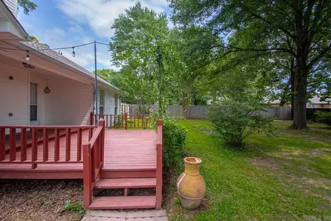 Exterior - 404 Galina St, Beebe, AR 72012 photo 6 of 12