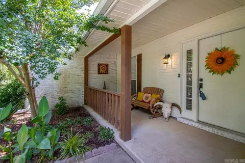 Exterior - 404 Galina St, Beebe, AR 72012 photo 4 of 12