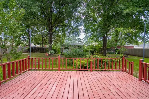 Exterior - 404 Galina St, Beebe, AR 72012 photo 8 of 12