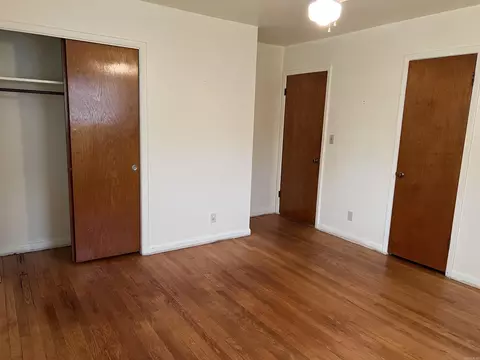 Bedroom - 1231 Brownwood, Malvern, AR 72104 photo 2 of 6