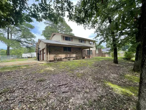 137 Northgate Northgate Dr, De Queen, AR 71832
