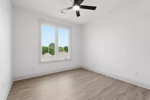 Bedroom - 1100 Edinburgh Dr, Conway, AR 72034 photo 4 of 5