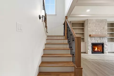 Entry Way - 1100 Edinburgh Dr, Conway, AR 72034 photo 2 of 3