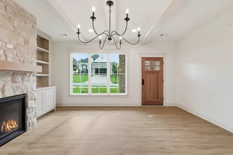 Living - 1100 Edinburgh Dr, Conway, AR 72034 photo 5 of 6