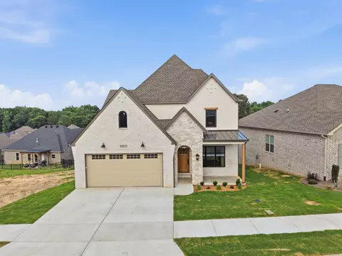 Exterior - 1100 Edinburgh Dr, Conway, AR 72034 photo 6 of 7