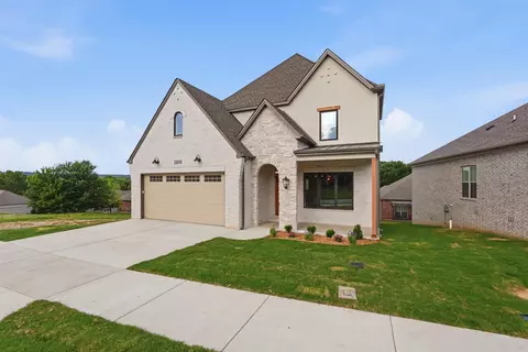 Exterior - 1100 Edinburgh Dr, Conway, AR 72034 photo 3 of 7