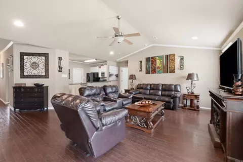 Living - 1107 Crossing Loop, Bryant, AR 72022 photo 1 of 3