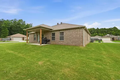 Exterior - 1107 Crossing Loop, Bryant, AR 72022 photo 6 of 6