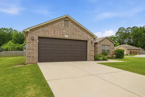 Exterior - 1107 Crossing Loop, Bryant, AR 72022 photo 3 of 6