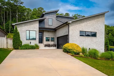 2 Sycamore Ct, Little Rock, AR 72223