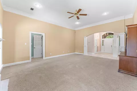 Living - 603 Providence Dr, Bryant, AR 72022 photo 3 of 3